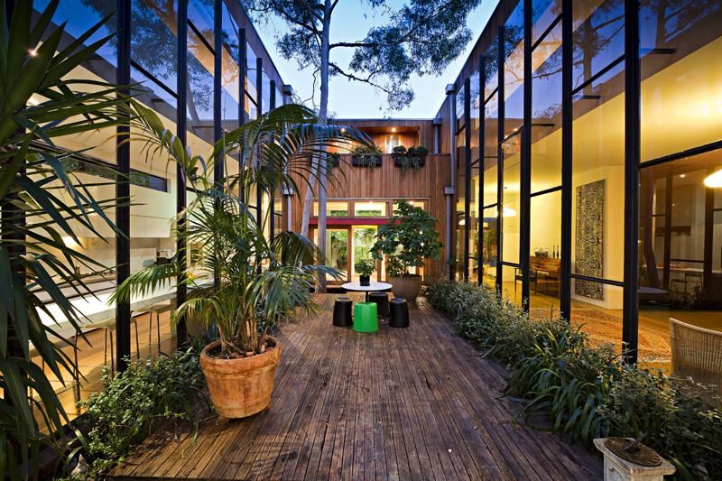 Create Your Perfect Courtyard Oasis 