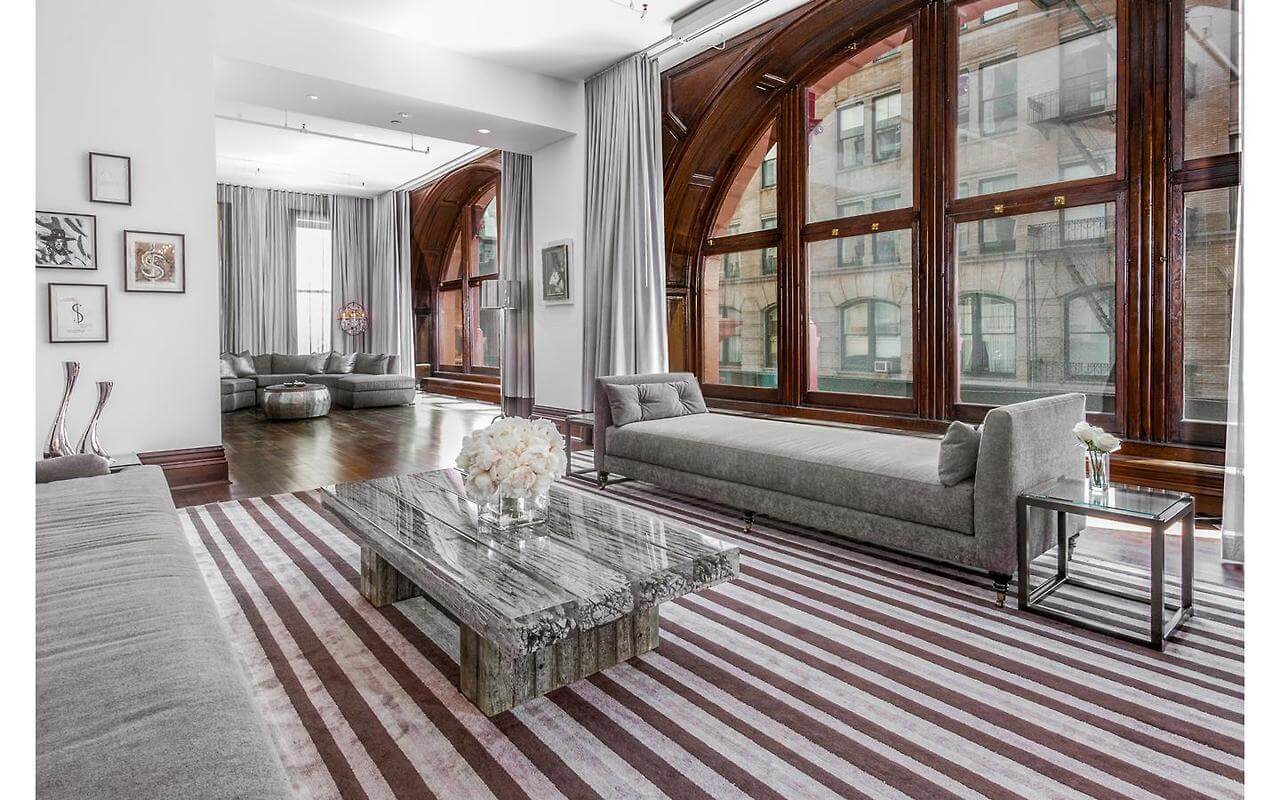 From Floor to Ceiling: A Holistic Approach to Interior Design Dynamics