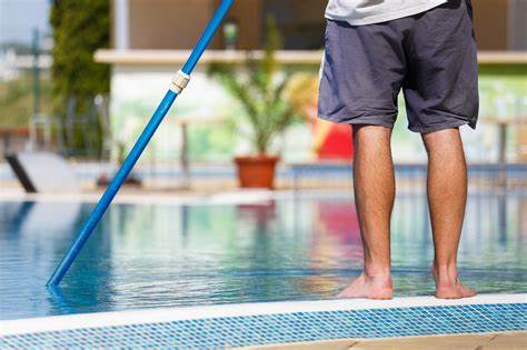Tips For Clean Swimming Pool 