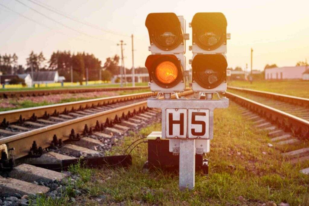 Innovations In Signal Maintenance of Railroad