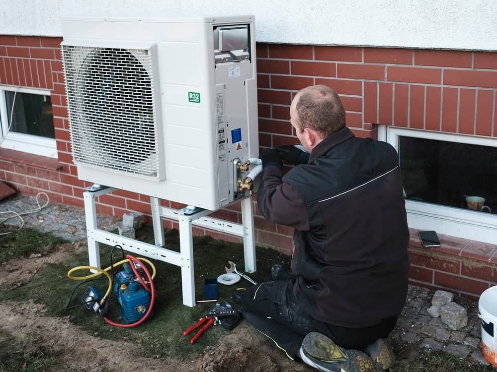 heat-pump-preparing