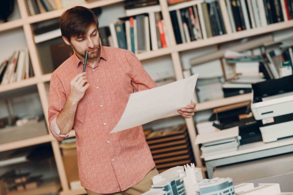 Architecturer working for book shelves