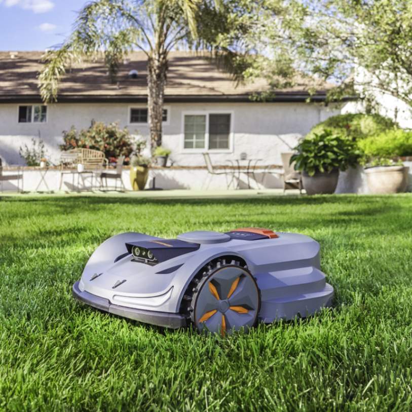 Key Benefits of Smart Automatic Mowers