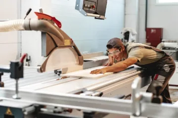 What Cabinets Are Best for Manufacturing Businesses_ (1)